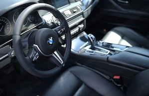 Vând BMW 520d f11 touring-2012-cutie automată întreținută impecabil  - imagine 4