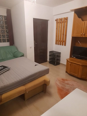  300  Garsoniera de inchiriat  disponibila imediat !!!  - imagine 3