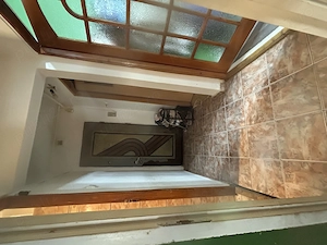 Vând apartament cu 2 camere - imagine 2