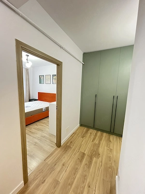 Proprietar, 2 camere decomandat, 10-12 min pe jos de metrou (950m), loc parcare - imagine 6
