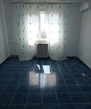 Garsoniera de vanzare zona FAR - imagine 5
