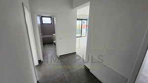 Bloc nou. Balcon mare. Caramida integral. - imagine 3