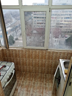 închiriere apartament 2 camere str Traian - imagine 7