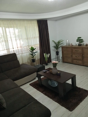 Spre vânzare apartament 74 m,zona rezidențială, direct proprietar .Dau filmare cu tot in p - imagine 7