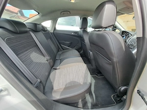 Vând Opel Astra J Sedan 1.4 Turbo 140 CP   2019   79.000 km   Unic proprietar   4.600   - imagine 11