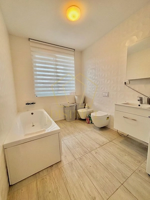 Casa individuala de Lux cu 5 camere, 4 bai si dressing in Braytim la asfalt. - imagine 12