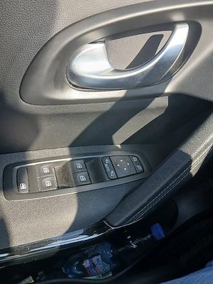 Renault Kadjar ,stare foarte buna din anul 2019 - imagine 9