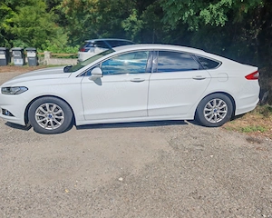 Vând Ford Mondeo berlină motor 1500cmc 120CP - imagine 2