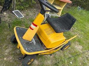 vand tractor de tuns iarba 350 euro - imagine 3