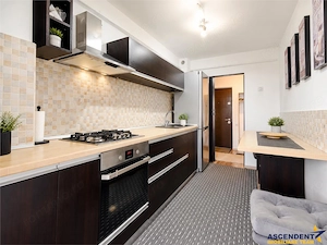 Apartament de 3 camere mobilat si utilat modern, structura decomandata - imagine 6