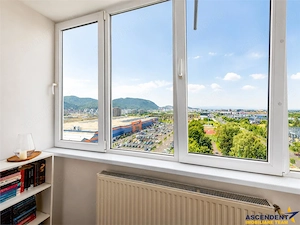 Apartament de 3 camere mobilat si utilat modern, structura decomandata - imagine 9