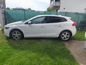 Volvo V40 2017 2.0 - imagine 9
