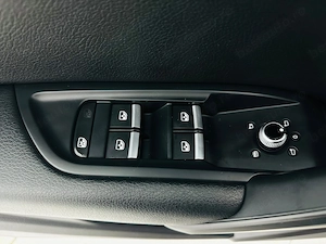 Audi Q5 - imagine 11