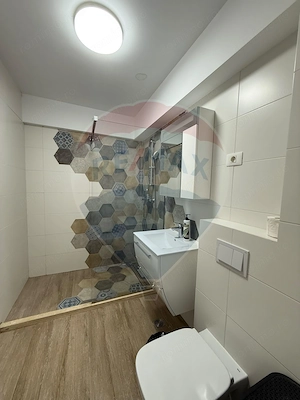 Apartament cu 2 camere de vânzare în Mamaia Nord Wave 3 loc de parcare - imagine 6