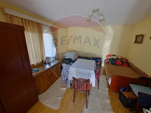 Casă / Vilă cu 8 camere de vânzare - imagine 10