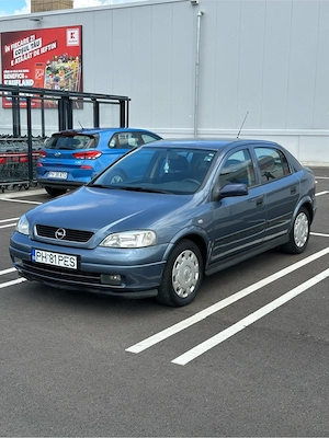 Opel Astra G - AUTOMAT - Proprietar de 18 ani - AC - Computer de bord - Proiectoare - Comenzi pe vol