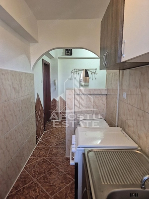 Apartament cu o camera de vanzare, lift, zona Soarelui, Timisoara - imagine 4