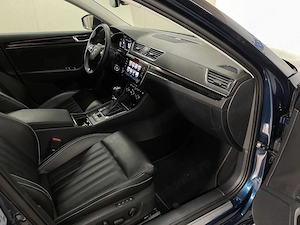 Skoda Superb - imagine 9