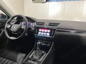 Skoda Superb - imagine 8