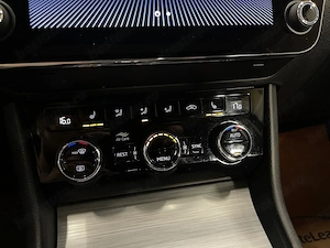 Skoda Superb - imagine 18