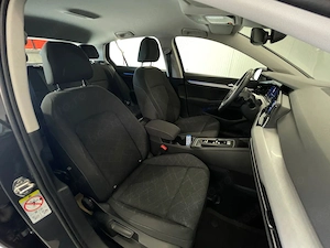 Volkswagen Golf - imagine 11
