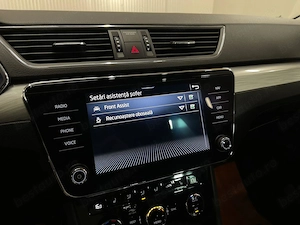 Skoda Superb - imagine 18
