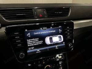 Skoda Superb - imagine 16