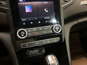 Renault Megane - imagine 18