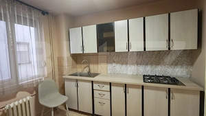 Apartament 3 camere decomandat, etaj intermediar, zona Magheru  - imagine 6