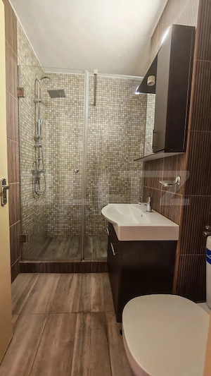 Apartament 3 camere decomandat, etaj intermediar, zona Magheru  - imagine 8