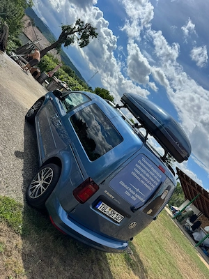 Volkswagen Caddy Maxi 2.0 TDI | 2017 | 103.900 km | Impecabil | Cutie portbagaj inclusă