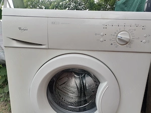 Oferta, Mașină de spălat rufe Whirpool de 5 kg A++A