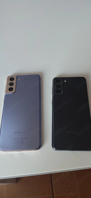 vând 2 telefoane samsung 