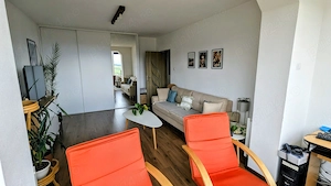 Apartament cu 2 camere, complet utilat și renovat, cu vedere panoramică, de închiriat - imagine 3