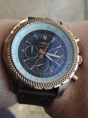 500 Lei. Ceas Breitling Bentley. Automatic. Valabil in Iasi.