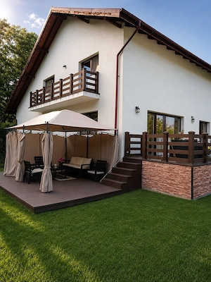 Casă deosebită cu teren de 1.705 mp   Vălenii de Munte, Prahova