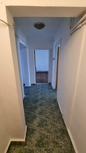 Apartament 3 camere, boxă, de vânzare - N. Titulescu, Slatina - imagine 4