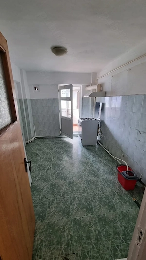 Apartament 3 camere, boxă, de vânzare - N. Titulescu, Slatina - imagine 5