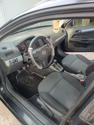 vand opel astra h  - imagine 2