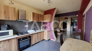 Apartament 3 camere decomandat 68 mp etaj 1 strada Frunzei Turnisor - imagine 3