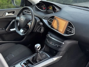 Peugeot 308 benzina 130cp - imagine 10