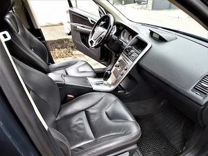 Volvo XC60   Elegant, Fiabil și Confortabil Se vinde Volvo XC60 - imagine 3