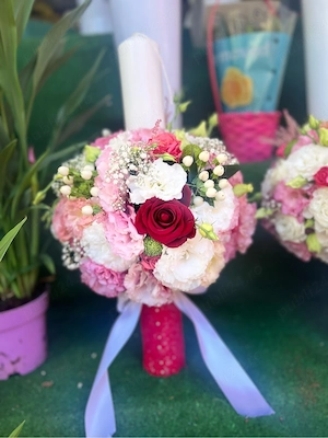 Florist-Aranjamente florale realizate cu pasiune si eleganta