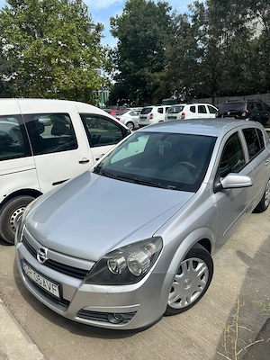 De vanzare Opel Astra H, 1.4 Benzina, 90 CP - 2005, Rulaj 242.000 km - imagine 3