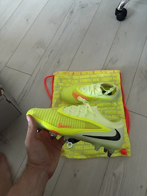Nike Phantom 6 ELITE Low SG-PRO   Mărimea 40 | NOI