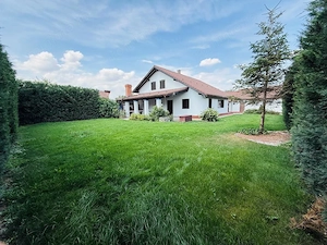 DE INCHIRIAT Casa individuala, 180mp utili, 720 teren-Sanmihaiul Roman - imagine 2