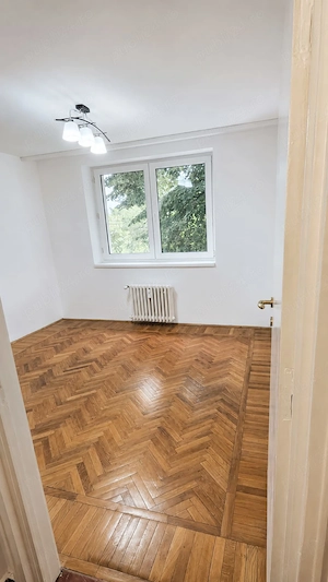 Vand apartament cu 2 camere la Victoriei - imagine 2