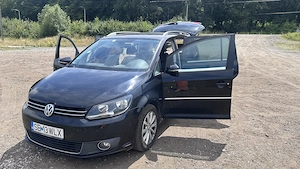 Vând Volkswagen Touran - imagine 8