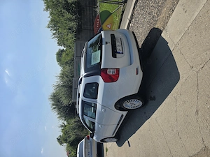 Vând Dacia Logan MCV - imagine 2