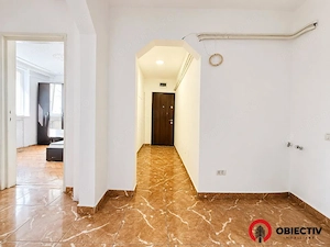 Apartament 3 camere- parter cu boxa - Orion 